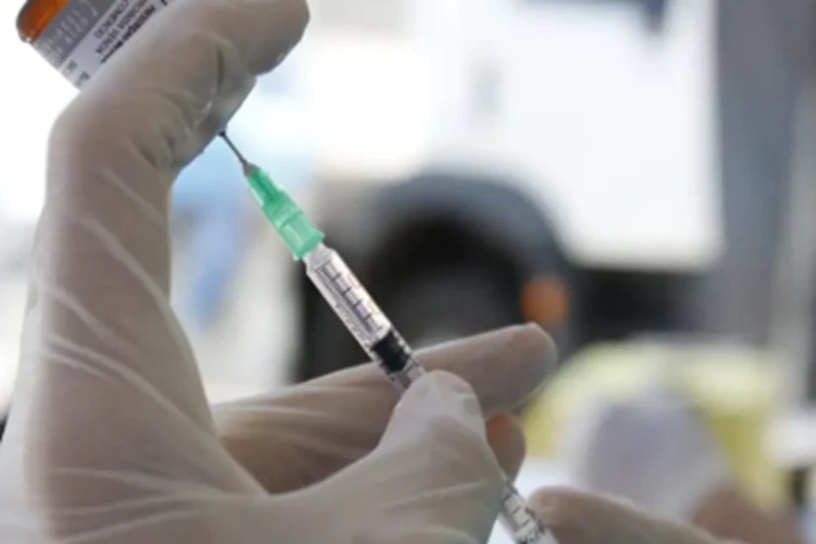 Anvisa pode aprovar vacina do Butantan contra a dengue neste mês