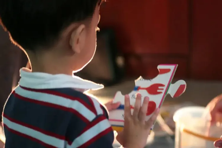 Deputados aprovam 18 de junho como Dia Nacional do Orgulho Autista