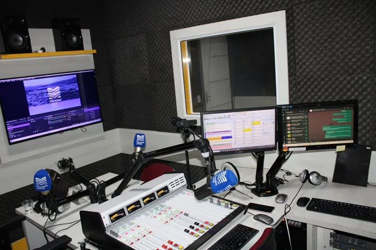 Macaúbas FM amplia programação jornalística a partir desta segunda-feira (31)