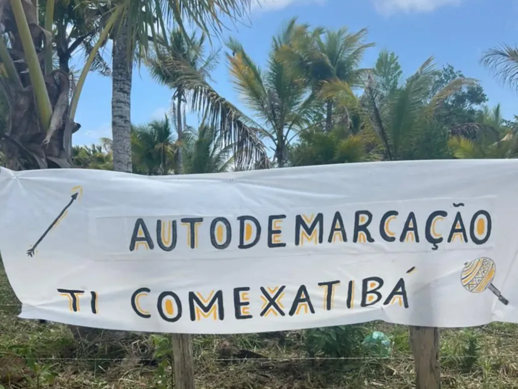 MPF instaura inquérito para apurar construções ilegais em falésia de Terra Indígena em Prado