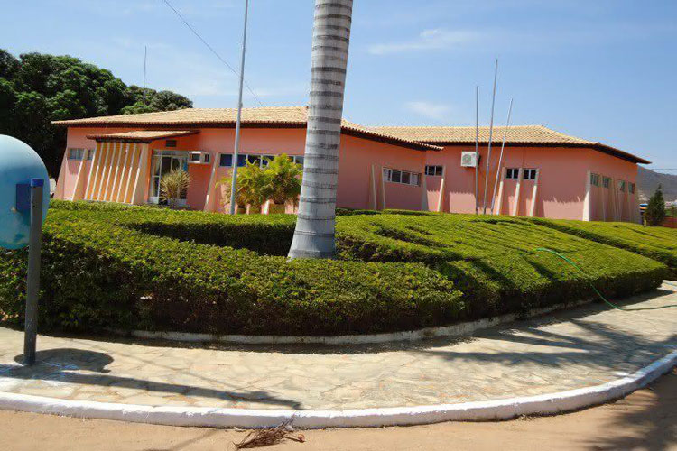 Após Paramirim, Câmara de Palmas de Monte Alto aprova 13º salários para vereadores