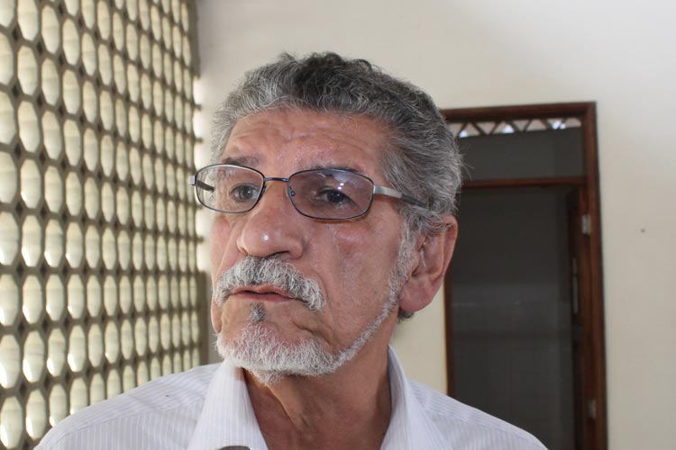 Vitória da Conquista: Prefeito Herzem Gusmão e vereadores tomam posse