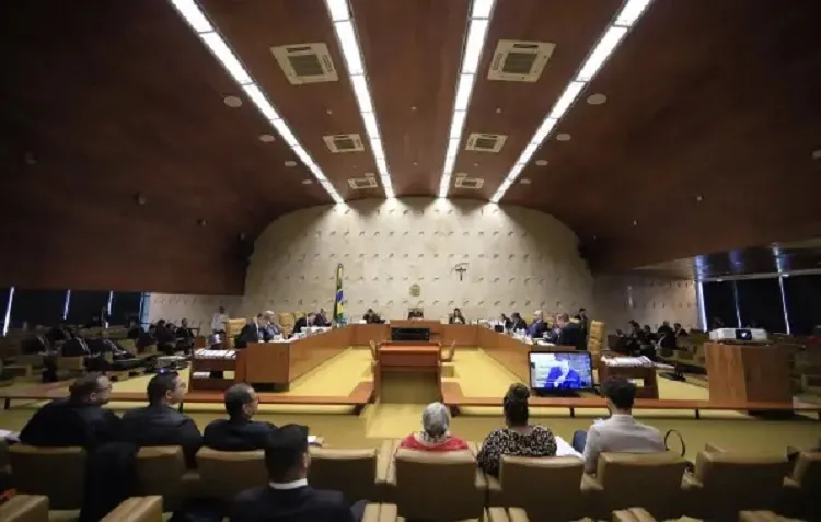 STF condena primeiro réu do 8 de janeiro a 17 anos de prisão