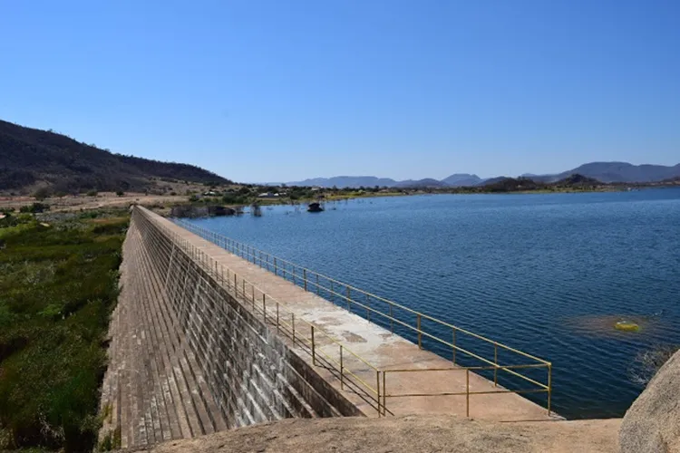 Impasse ameaça futuro da Barragem Poço do Magro em Guanambi