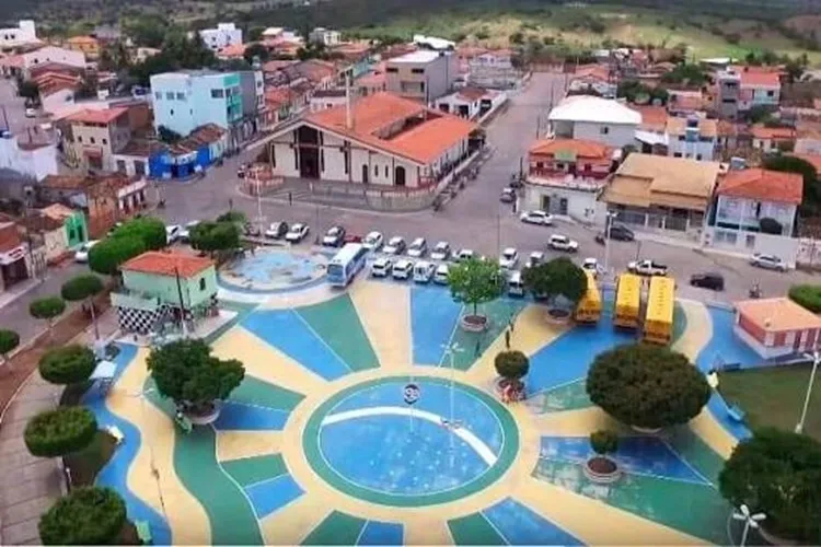 Quatro crianças são baleadas em ataque a tiros que matou três pessoas em Rafael Jambeiro