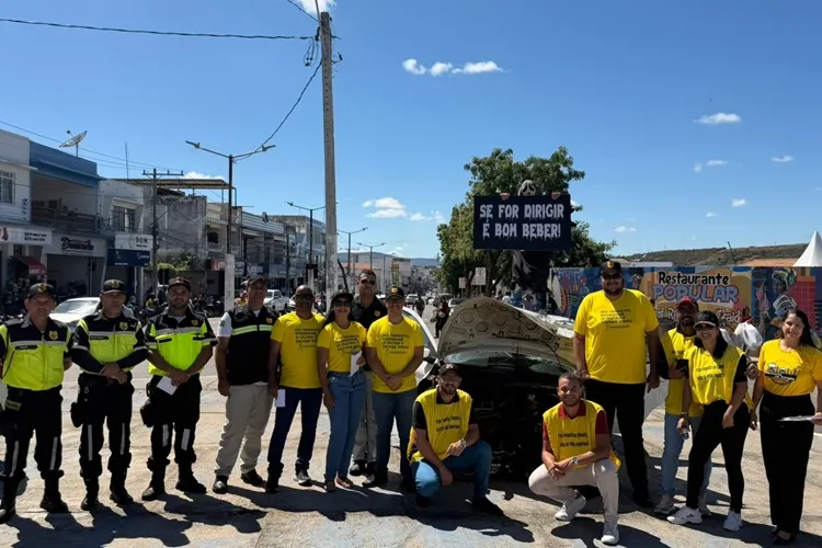 SMTT promove campanha impactante durante o Maio Amarelo em Brumado