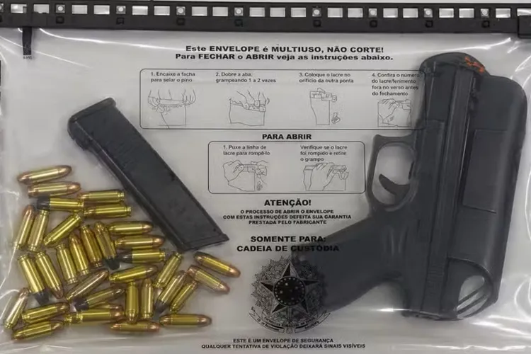 Italiano é preso após ameaçar uma oficial de Justiça com arma em Porto Seguro