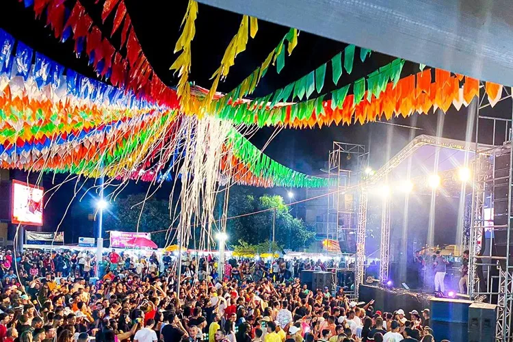 Jovem de 29 anos é preso com celular roubado no aniversário de 147 anos de Brumado