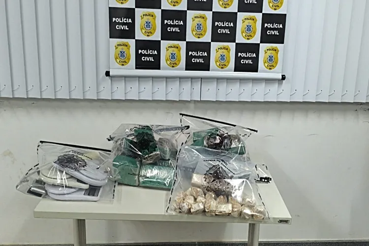 Polícia apreende 7,5 kg de drogas que abasteceriam festejos juninos em Santa Maria da Vitória