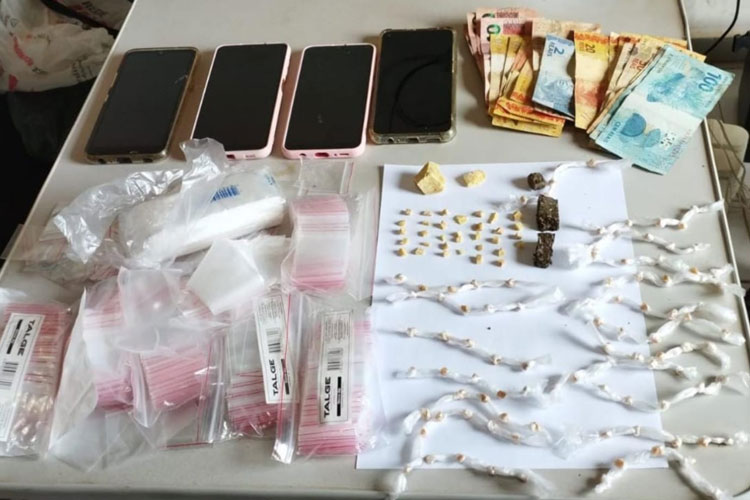 PM prende três pessoas envolvidas com o tráfico de drogas na cidade de Iuiu