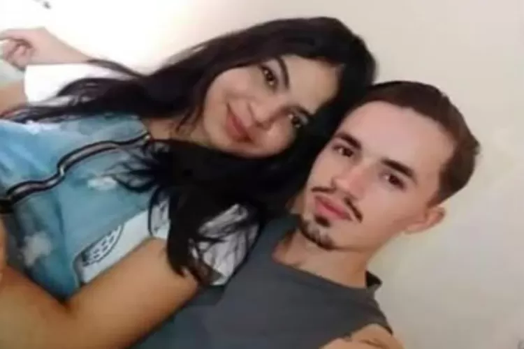 Casal morre após colisão entre carro e motocicleta na BA-262 em Anagé 