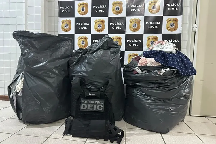 Com mais de 500 roupas infantis, grupo é preso por furto em shoppings de Vitória da Conquista