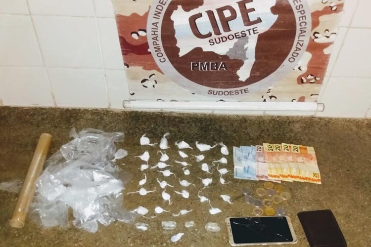 Barra da Estiva: Homem é preso e autuado pelo crime de tráfico de drogas