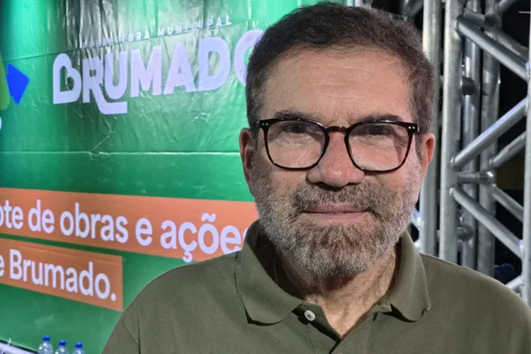 José Rocha entrega obras e reforça aliança com Fabrício Abrantes em Brumado