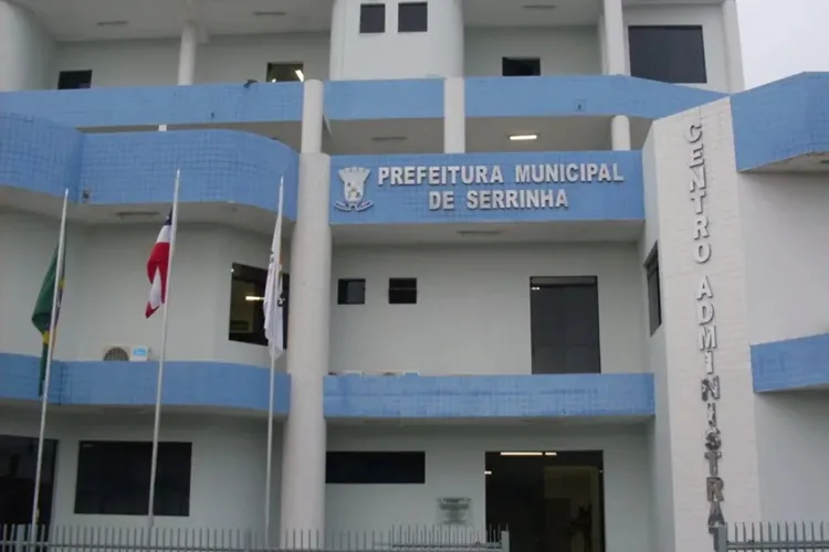 TCM suspende pregão de R$ 17,8 milhões em Serrinha por exigências ilegais em edital