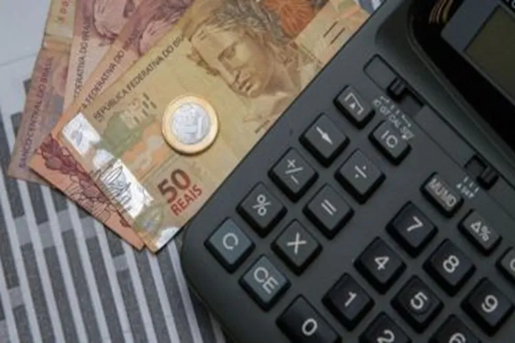 Dívidas de famílias atingem maior nível desde novembro de 2022: 78,8%