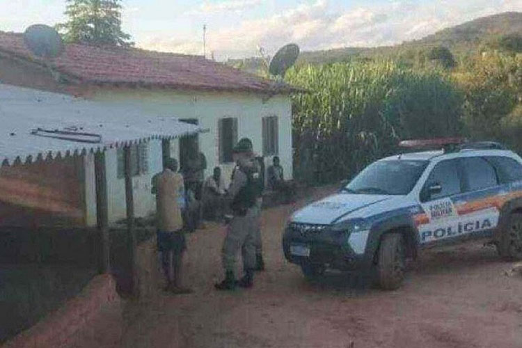 Pênis de suspeito de estupro é cortado e jogado aos porcos em Bocaiuva