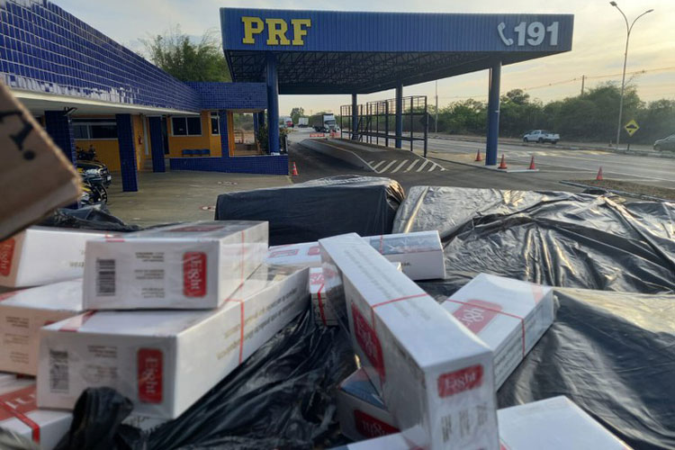 Vitória da Conquista: PRF apreende quase 200 mil maços de cigarros contrabandeados