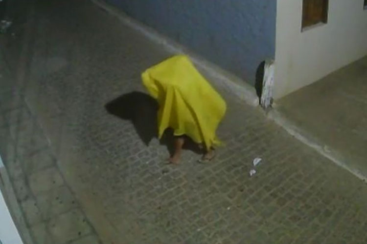 Coberto por ?TNT?, ladrão invade empresa em Livramento de Nossa Senhora