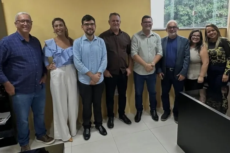 Vereadores de Brumado visitam serviço especializado para crianças neurodivergentes