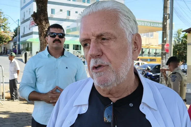 Jaques Wagner minimiza pesquisas eleitorais: 'Se dependesse delas, eu não teria sido eleito'