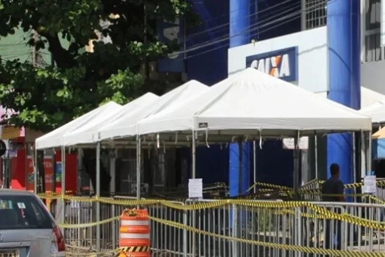 Criminosos furtam envelopes de caixa eletrônico da Caixa em Guanambi