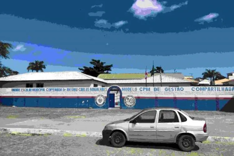 Advogado é investigado por aliciar e assediar adolescentes na Escola Militar de Poções