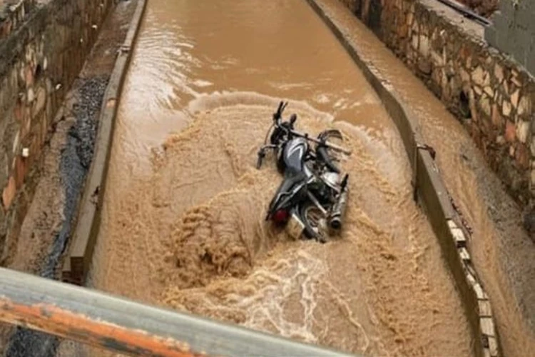 Caetité é atingida com 175 mm de precipitação e chuva deixa rastro de destruição