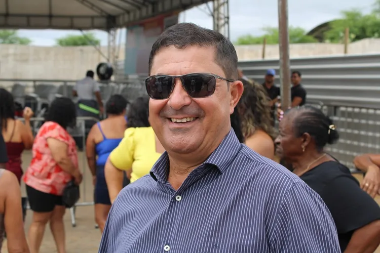 Prefeito garante realização dos festejos de São João e do aniversário de Malhada de Pedras