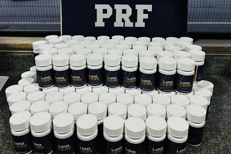 PRF apreende quase 36 mil comprimidos de emagrecedores ilegais na BR-116, em Jequié