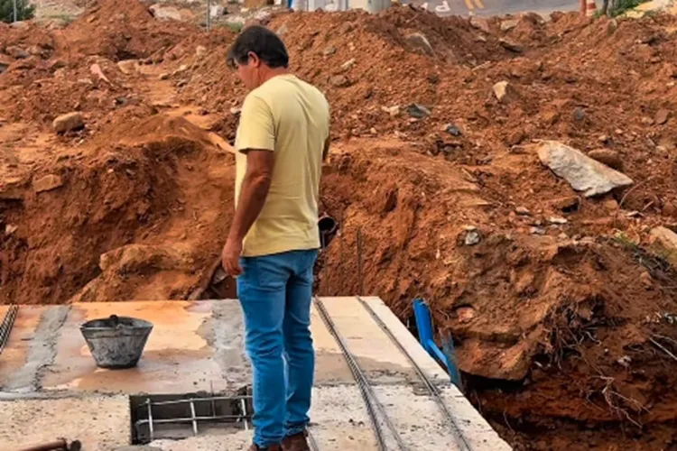 Prefeito acompanha ações do Infra 360° com obras que transformam Macaúbas