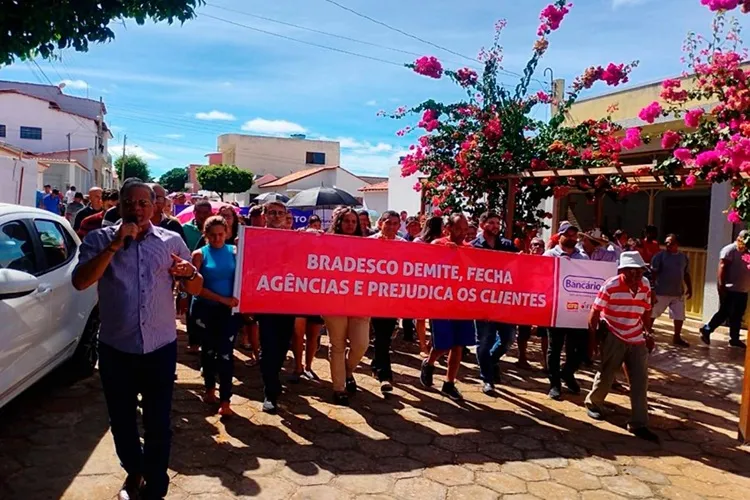 Única agência bancária de Rio do Pires será fechada e moradores protestam
