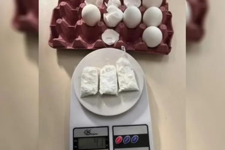 Homem tenta entrar na Cadeia de Garanhuns com ovos ?recheados? de cocaína