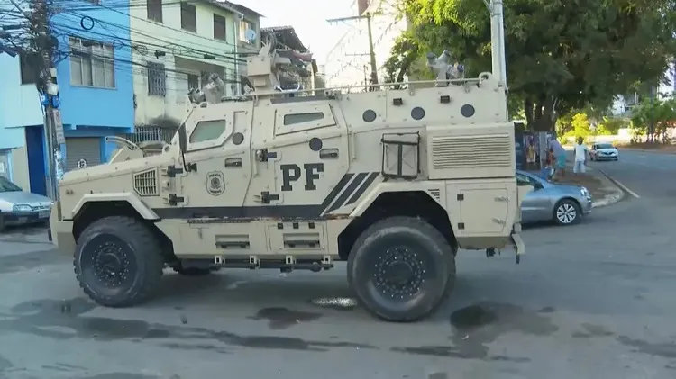 Sete são presos em megaoperação contra facção em Salvador