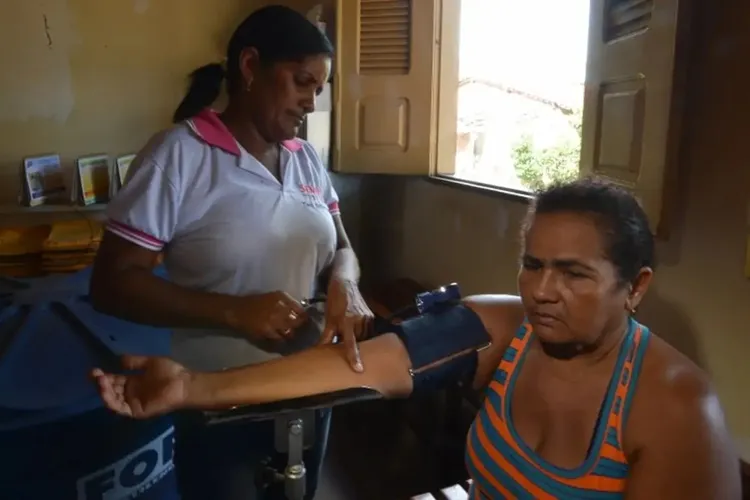 CCJ do Senado aprova aposentadoria especial para agentes de saúde