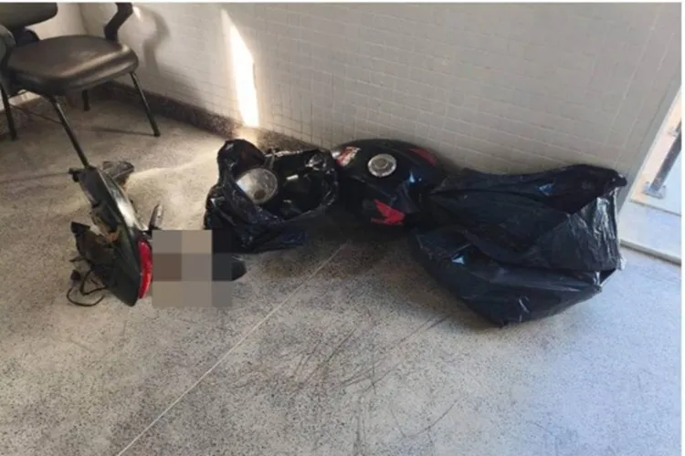 Iuiu: Peças de motocicleta são encontradas abandonadas perto de Mercado Municipal
