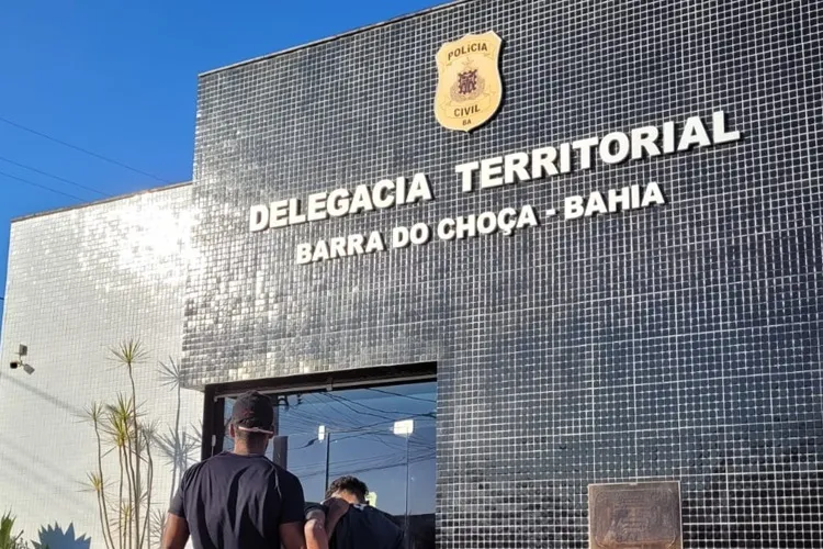 Acusado de furto, lesão corporal e tentativa de homicídio é preso em Barra do Choça