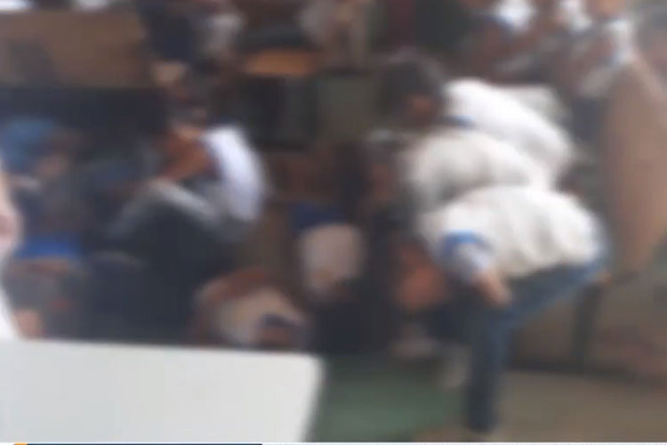 Itabuna: Alunos de escola abaixam para evitar tiros