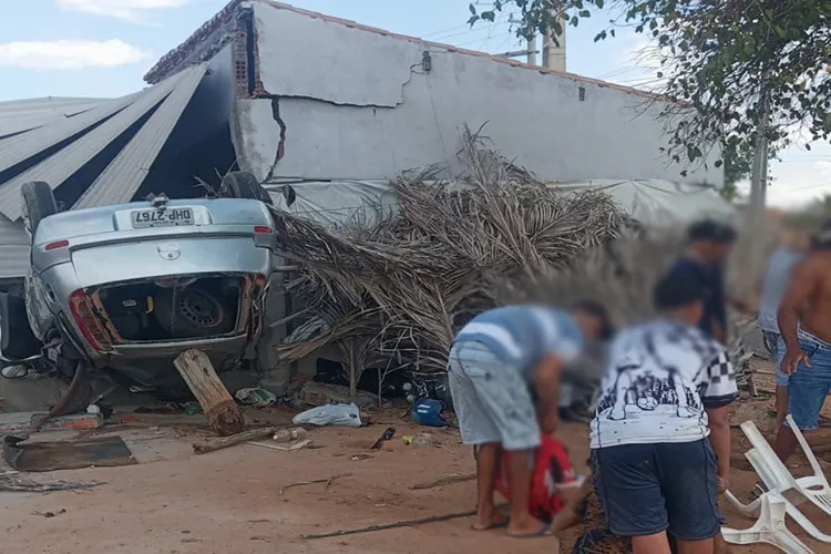 Motorista invade comércio na zona rural de Macaúbas e fere oito pessoas