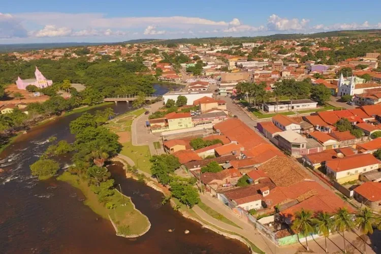 Acordo do MP-BA garante acesso de estudantes de zona rural a escola em Correntina