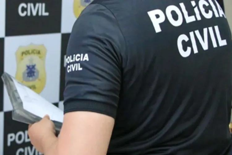 Baiano tem prejuízo de R$ 300 mil após cair no golpe do nudes