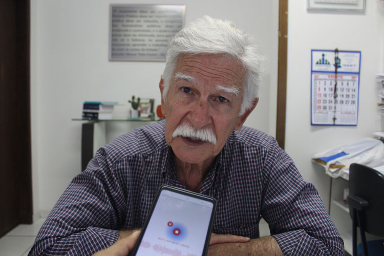 Prefeito de Brumado comemora aumento de adesão dos alunos às aulas presenciais