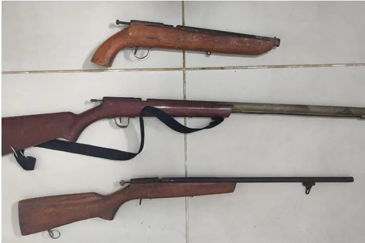 80ª CIPM apreende três armas em Cândido Sales