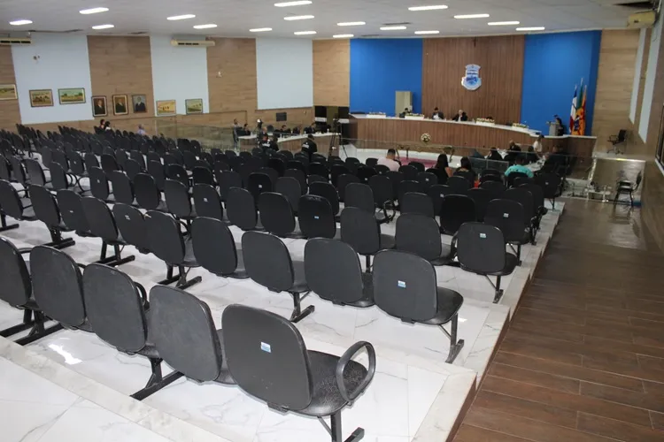 Sessão na Câmara de Brumado terá foco em iluminação rural, estradas e segurança nas escolas