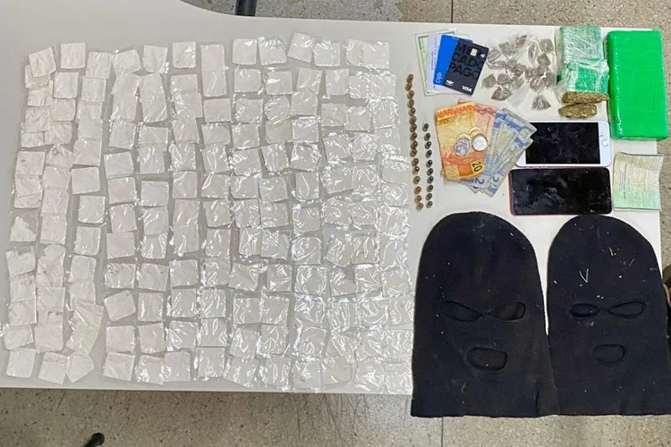 Oliveira dos Brejinhos: PM apreende drogas e munições em ação para localizar homicidas