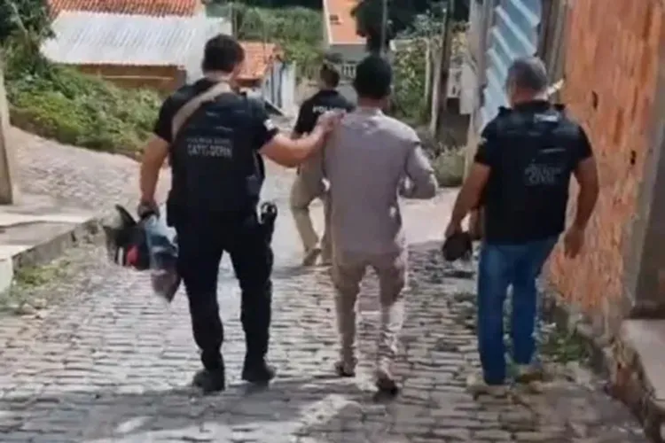Suspeito de perseguir e praticar atos obscenos contra mulheres é preso em Caetité