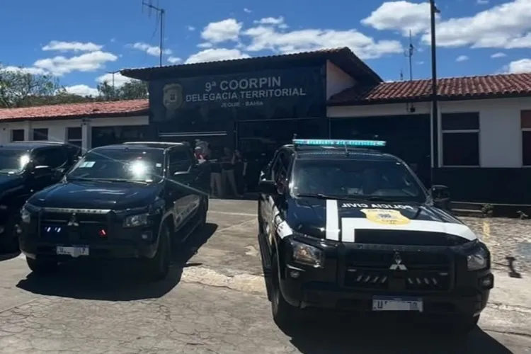 Jovem com histórico de golpes em 5 estados é preso em ônibus na rodoviária de Jequié