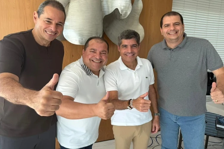 ACM Neto conquista dois deputados aliados de Jerônimo em apenas 10 dias