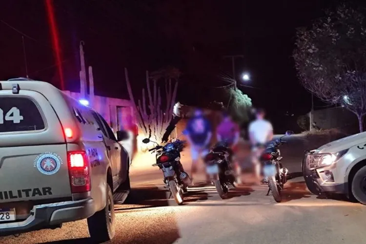 PM apreende motos usadas em manobras perigosas em Livramento de Nossa Senhora