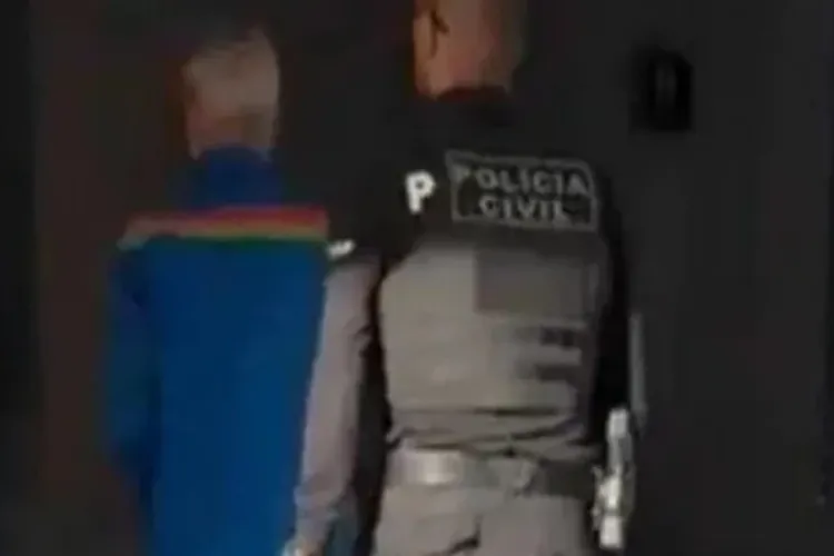 Tio de Michelle Bolsonaro é preso por armazenar conteúdo de pornografia infantil